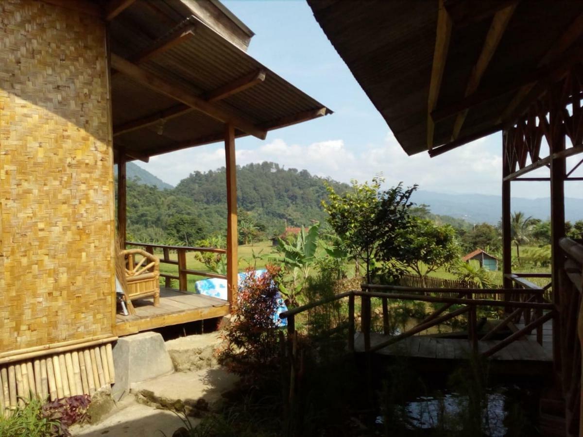 De Salak Homestay Bogor Exterior foto