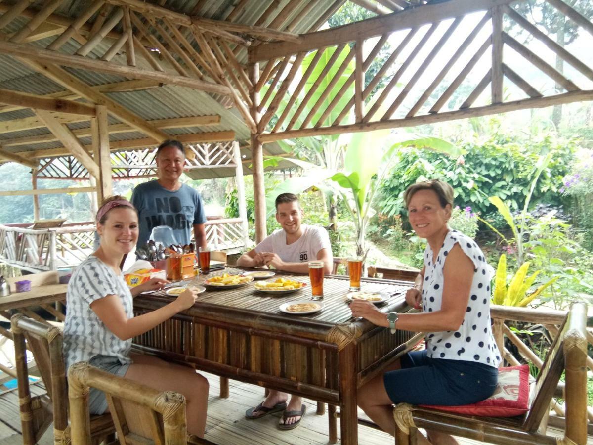 De Salak Homestay Bogor Exterior foto
